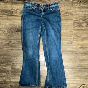 Carhatt women’s original fit size 6 short jeans